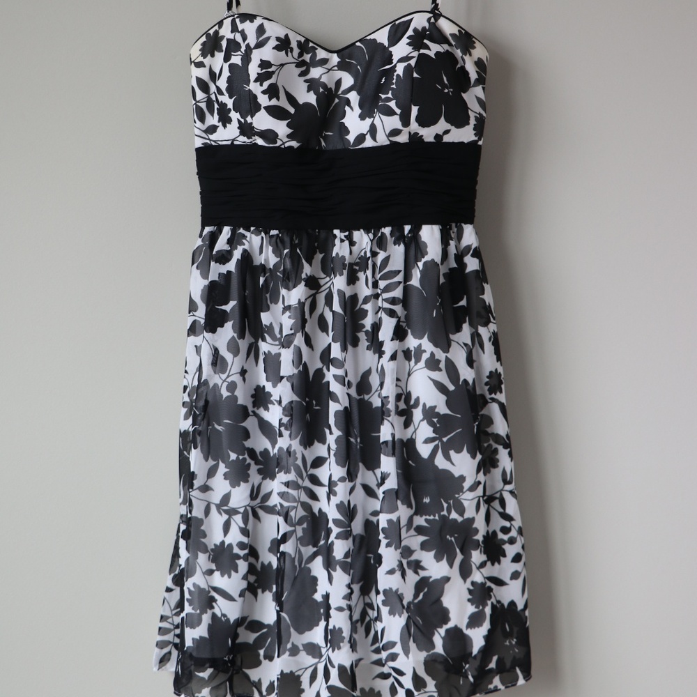 Black and White Floral print Dress